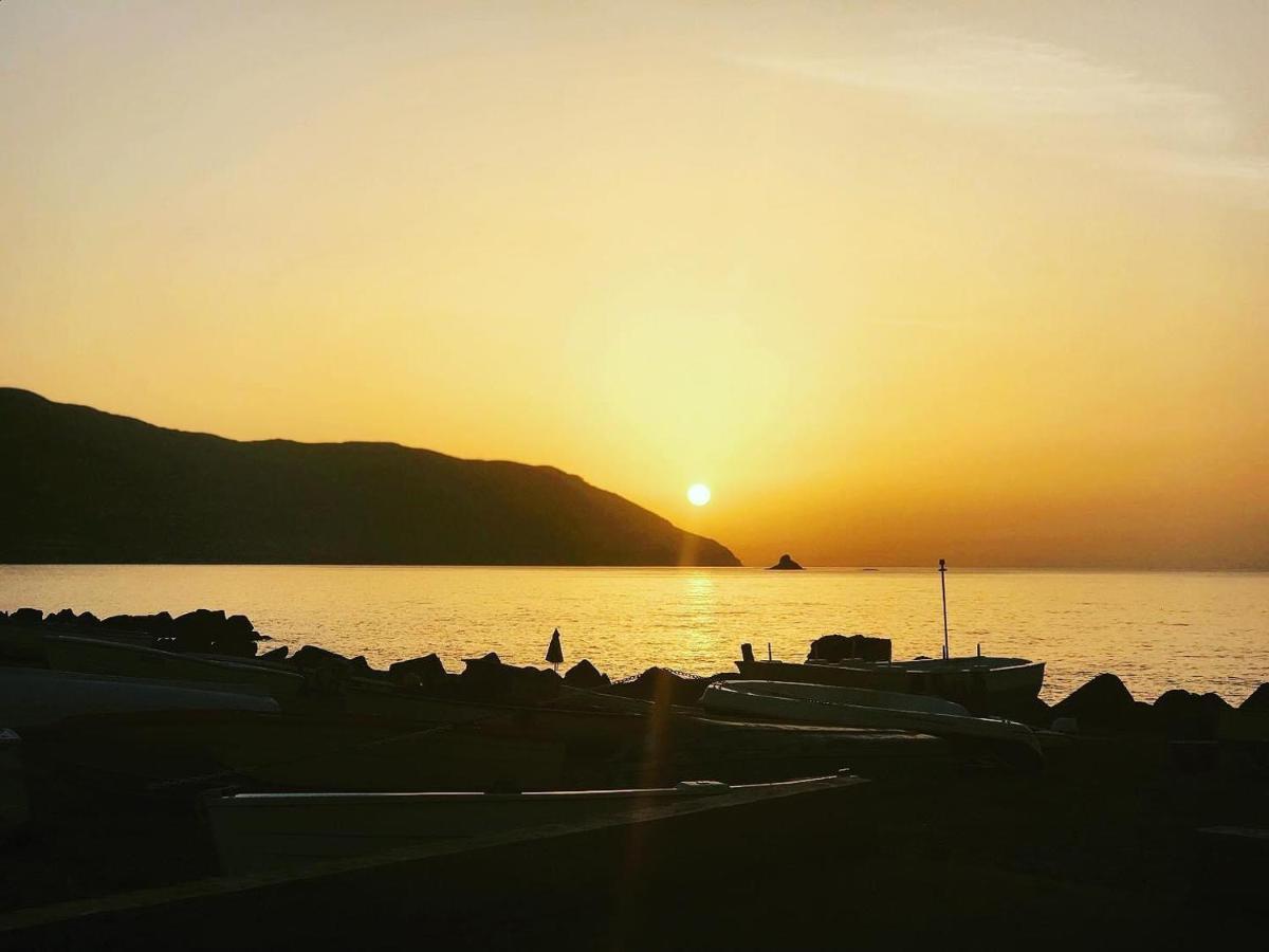 B&B Xenia Patti Dış mekan fotoğraf