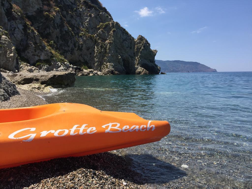 B&B Xenia Patti Dış mekan fotoğraf